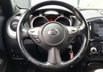Подержанный автомобиль Nissan Juke 2013 года (14 фото)