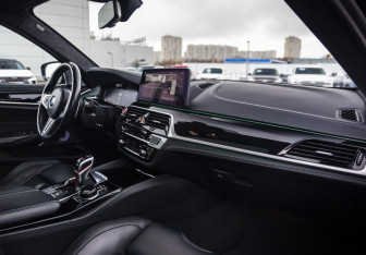 Подержанный автомобиль BMW M5 Sedan 2020 года (14 фото)