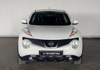 Подержанный автомобиль Nissan Juke 2014 года (2 фото)