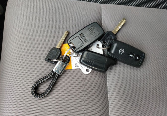 Подержанный автомобиль Suzuki Grand Vitara 2011 года (16 фото)