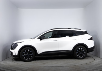 Подержанный автомобиль Kia Sportage 2024 года (8 фото)