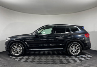 Подержанный автомобиль BMW X3 2020 года (5 фото)