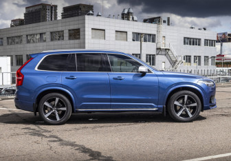 Подержанный автомобиль Volvo XC90 2019 года (4 фото)