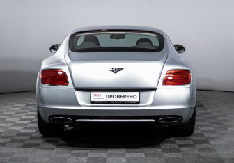 Подержанный автомобиль Bentley Continental GT Coupe 2012 года (6 фото)