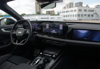 Подержанный автомобиль Audi A5 Liftback 2025 года (12 фото)