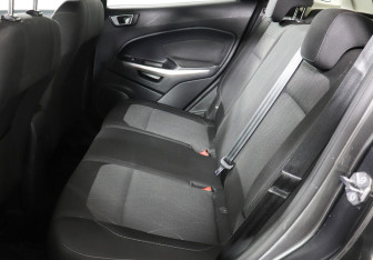 Подержанный автомобиль Ford EcoSport 2018 года (10 фото)