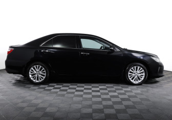 Подержанный автомобиль Toyota Camry Sedan 2015 года (4 фото)