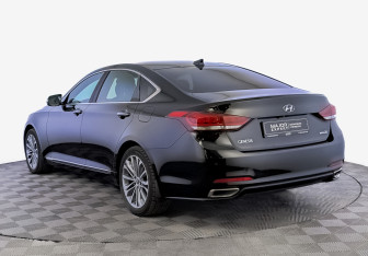 Подержанный автомобиль Hyundai Genesis 2016 года (7 фото)