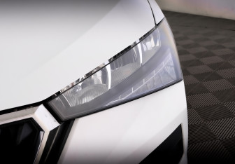 Подержанный автомобиль Skoda Rapid Liftback 2021 года (17 фото)