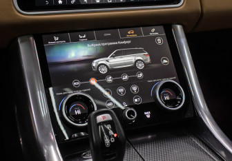 Подержанный автомобиль Land Rover Range Rover Sport 2020 года (18 фото)