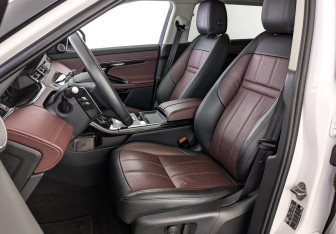 Подержанный автомобиль Land Rover Range Rover Evoque 2023 года (20 фото)
