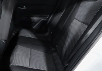 Подержанный автомобиль Kia Rio Sedan 2019 года (12 фото)