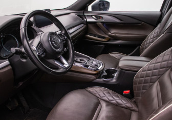 Подержанный автомобиль Mazda CX-9 2021 года (10 фото)