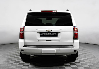 Подержанный автомобиль Chevrolet Tahoe 2016 года (4 фото)