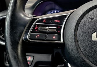 Подержанный автомобиль Kia Cerato Sedan 2021 года (26 фото)