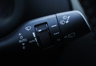 Подержанный автомобиль Lexus NX 2017 года (20 фото)