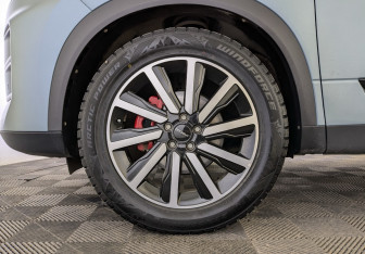 Подержанный автомобиль Jaecoo J7 2024 года (14 фото)