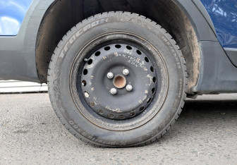 Подержанный автомобиль Kia Rio Hatchback 2021 года (18 фото)