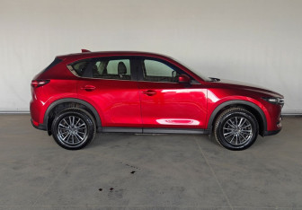Подержанный автомобиль Mazda CX-5 2020 года (8 фото)