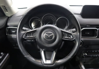 Подержанный автомобиль Mazda CX-5 2019 года (16 фото)