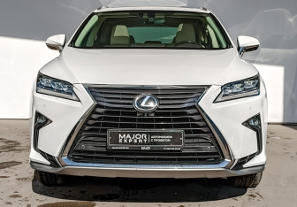 Подержанный автомобиль Lexus RX 2015 года (2 фото)