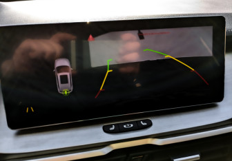 Подержанный автомобиль Geely Coolray 2023 года (25 фото)