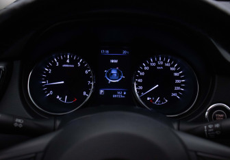 Подержанный автомобиль Nissan X-Trail 2021 года (12 фото)