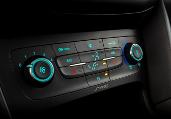 Подержанный автомобиль Ford Focus Sedan 2018 года (25 фото)