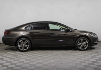 Подержанный автомобиль Volkswagen Passat CC 2013 года (4 фото)