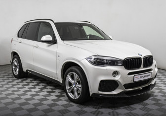 Подержанный автомобиль BMW X5 2016 года (3 фото)