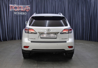 Подержанный автомобиль Lexus RX 2015 года (6 фото)