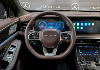 Подержанный автомобиль Jetour X90 2023 года (17 фото)