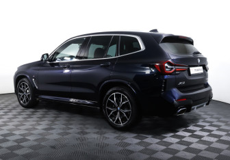Подержанный автомобиль BMW X3 2022 года (7 фото)