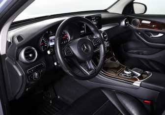 Подержанный автомобиль Mercedes-Benz GLC Coupe 2015 года (15 фото)