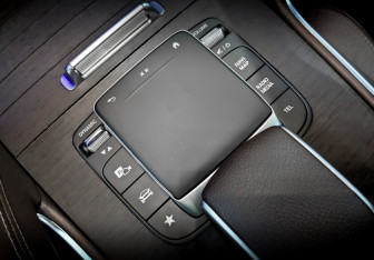 Подержанный автомобиль Mercedes-Benz GLE 2022 года (26 фото)