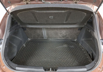 Подержанный автомобиль Hyundai i30 Hatchback 2012 года (12 фото)