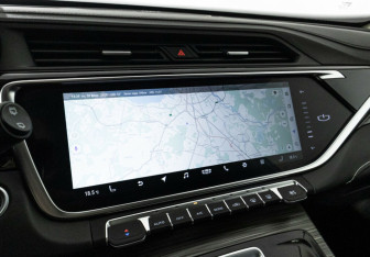 Подержанный автомобиль Geely Atlas Pro 2022 года (15 фото)