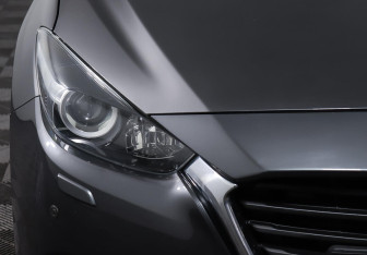 Подержанный автомобиль Mazda 3 Hatchback 2016 года (7 фото)