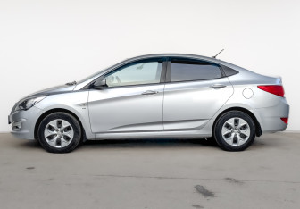 Подержанный автомобиль Hyundai Solaris Sedan 2016 года (8 фото)