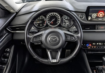 Подержанный автомобиль Mazda 6 Sedan 2020 года (22 фото)