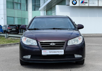 Подержанный автомобиль Hyundai Elantra Sedan 2009 года (2 фото)