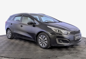 Подержанный автомобиль Kia Ceed Wagon 2018 года (3 фото)