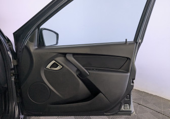 Подержанный автомобиль LADA (ВАЗ) Granta Sedan 2022 года (24 фото)