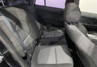 Подержанный автомобиль Hyundai Creta 2017 года (16 фото)