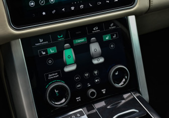 Подержанный автомобиль Land Rover Range Rover 2019 года (23 фото)