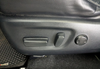 Подержанный автомобиль Toyota RAV4 2019 года (20 фото)