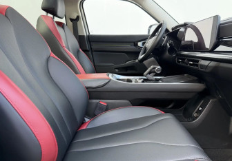 Подержанный автомобиль Haval H3 2024 года (10 фото)