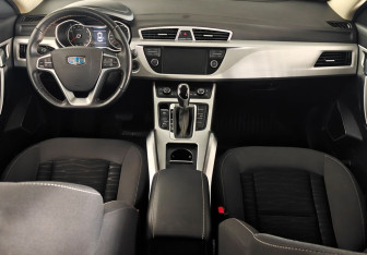 Подержанный автомобиль Geely Atlas 2018 года (9 фото)