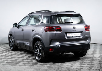 Подержанный автомобиль Citroen C5 Aircross 2022 года (7 фото)
