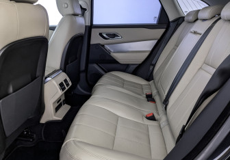Подержанный автомобиль Land Rover Range Rover Velar 2018 года (18 фото)